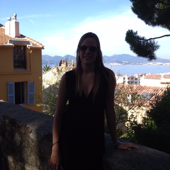 Meet your Posher, Lauren - Picture 1 of 1